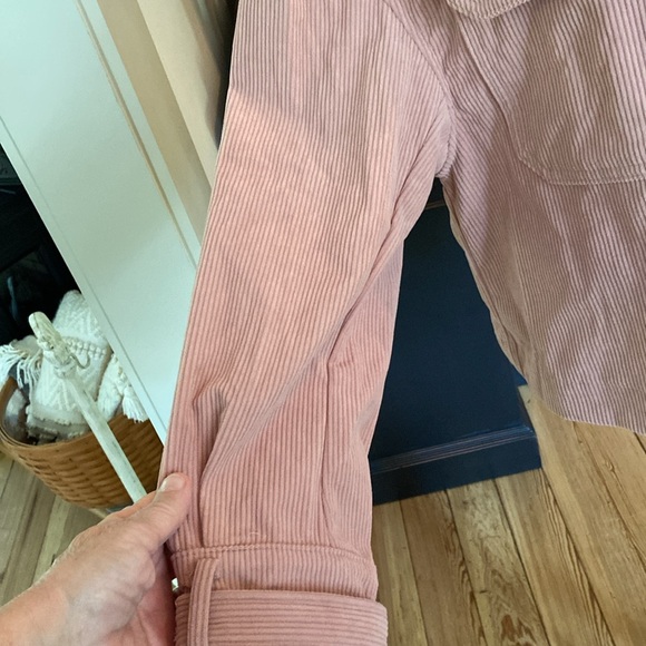 AVEC LES FILLES
RELAXED CORDUROY SHACKET size Large - Picture 3 of 11